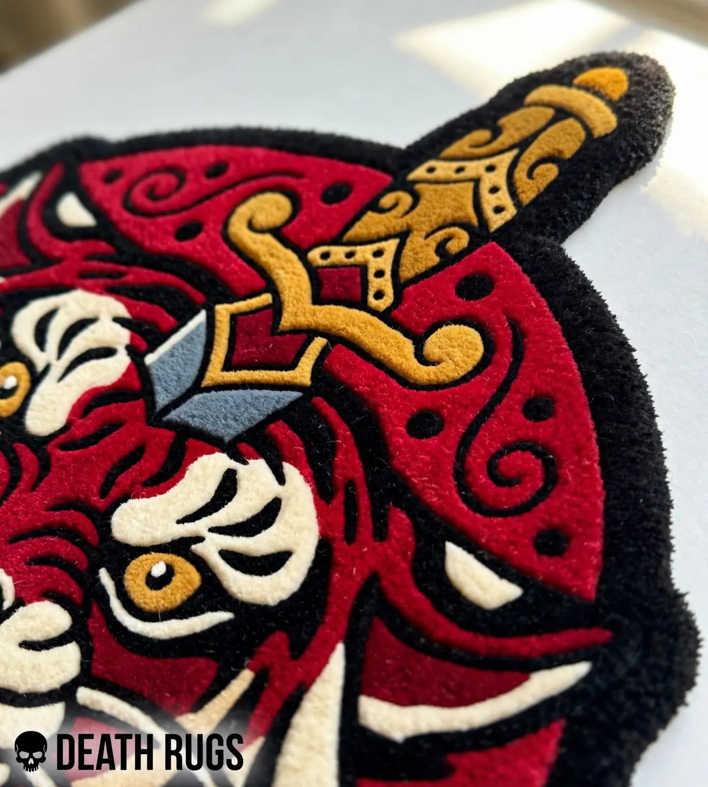 Tiger and Dagger Rugs thumbnail 8