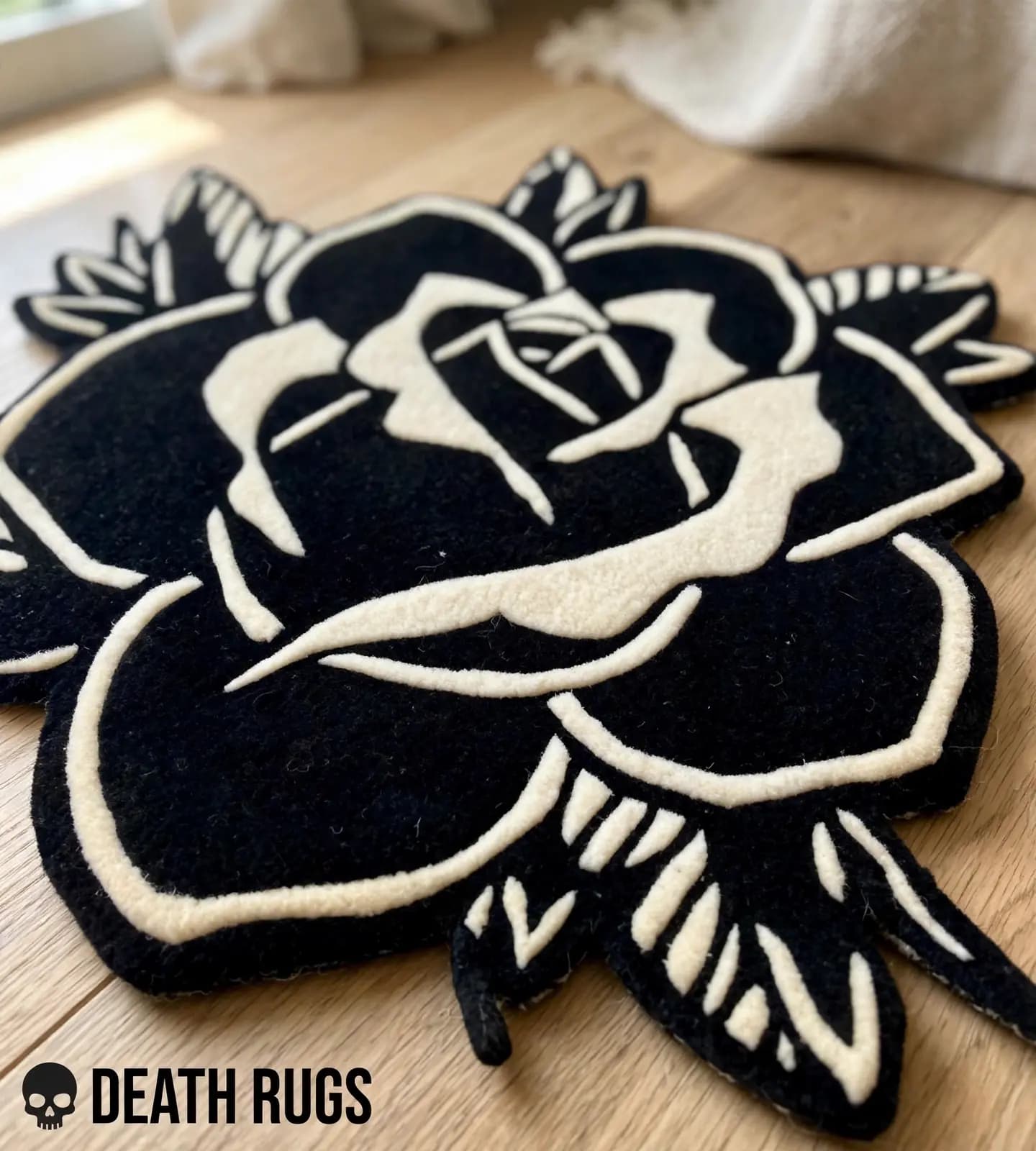 Noir Rose Rugs alternate