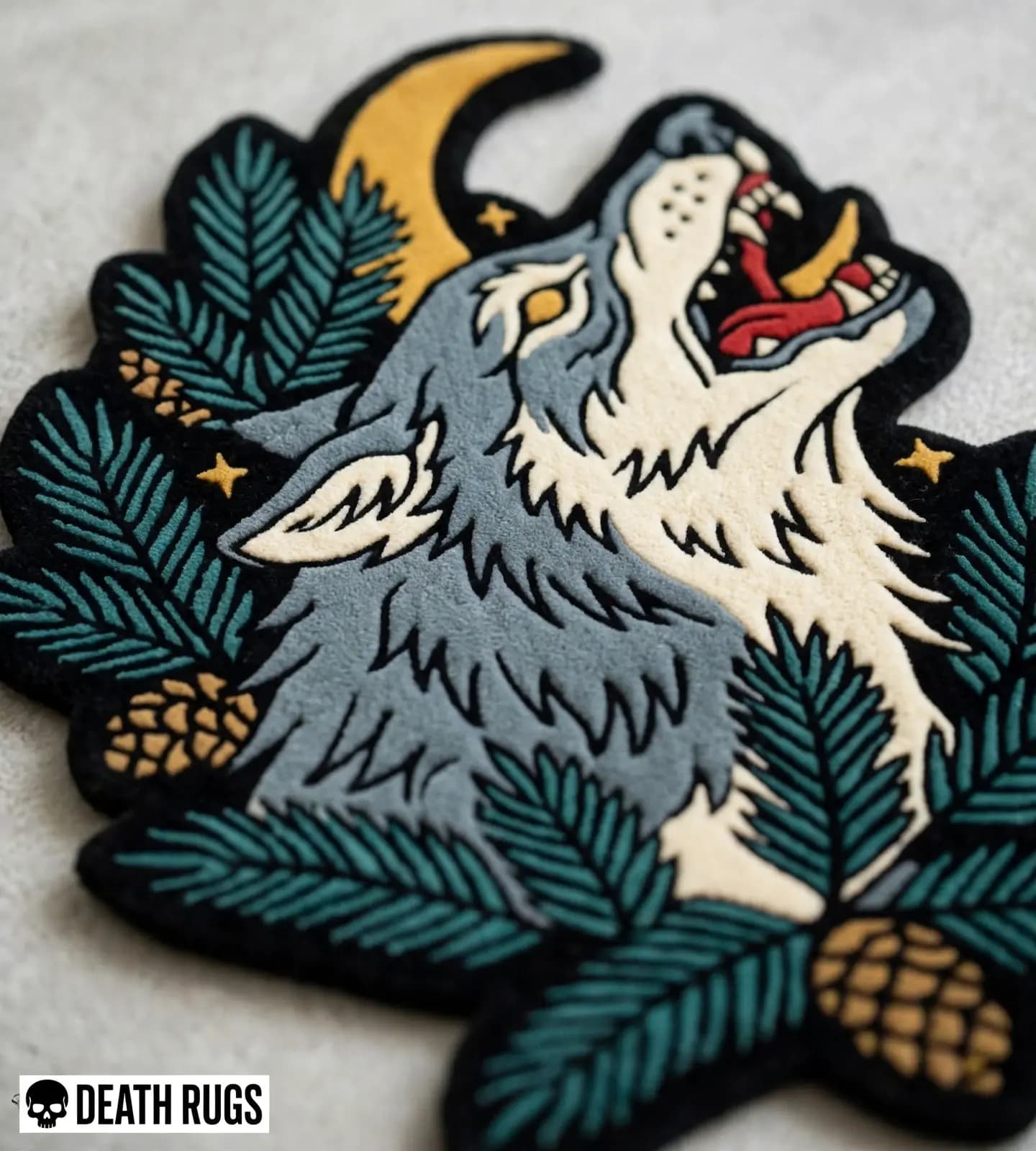 Moonlit Howling Wolf Rugs thumbnail 5